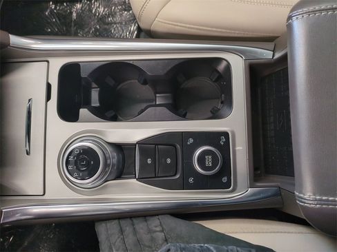 Used 2023 Ford Explorer Platinum w/ Technology Package image 29