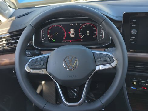 New 2026 Volkswagen Jetta SEL image 9