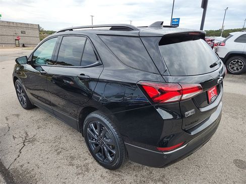 Used 2022 Chevrolet Equinox RS image 6