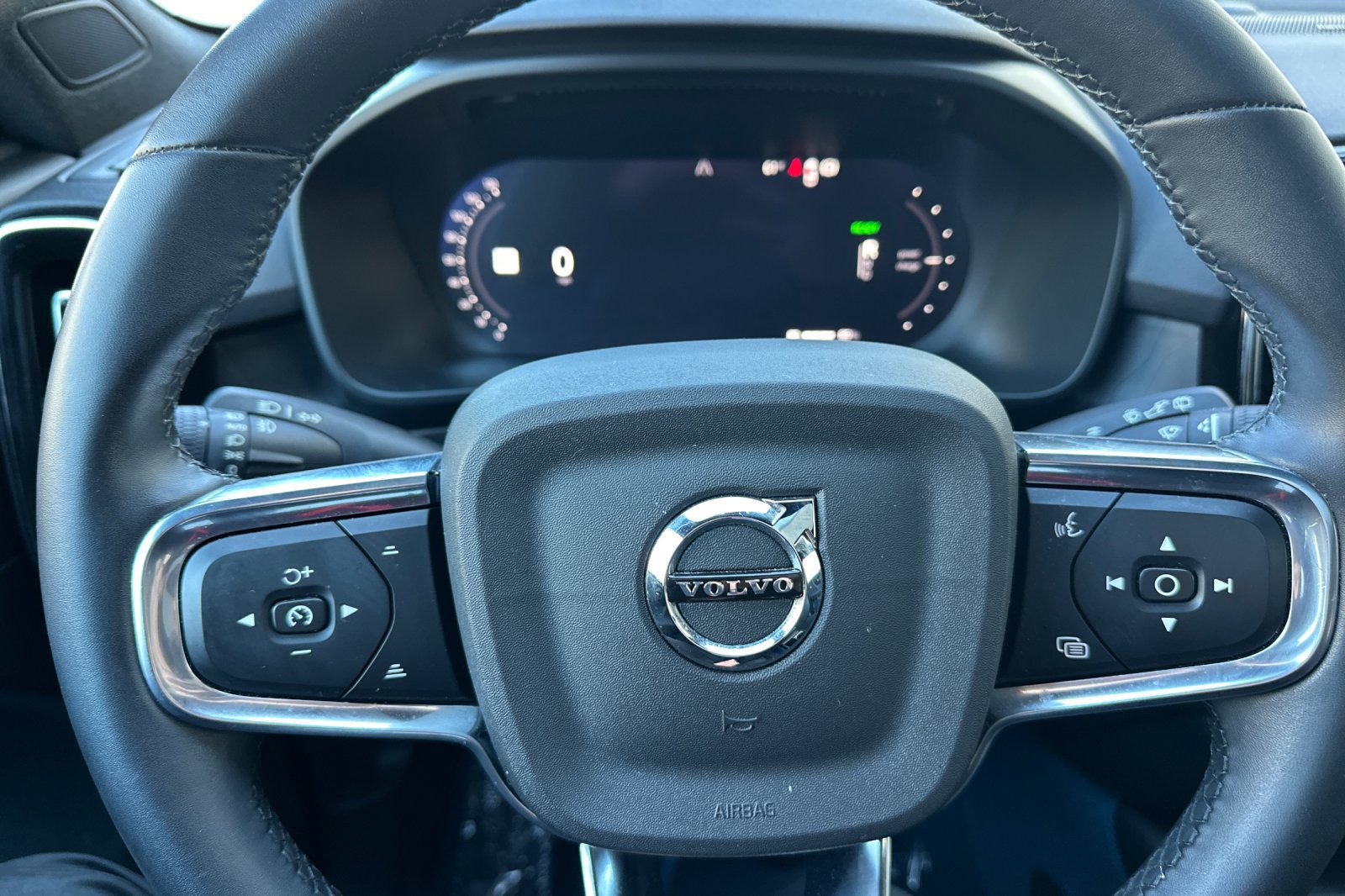 Certified 2023 Volvo XC40 Recharge Ultimate w/ Protection Package Premier AWD/4WD image 26