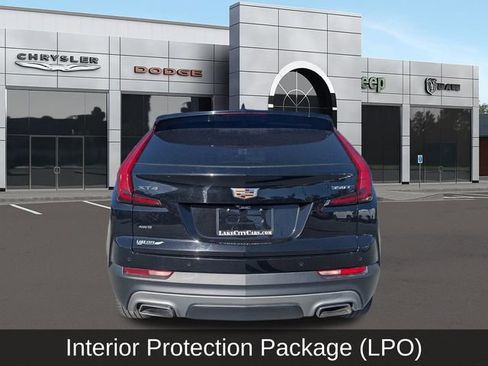 Used 2021 Cadillac XT4 Premium Luxury AWD/4WD image 4