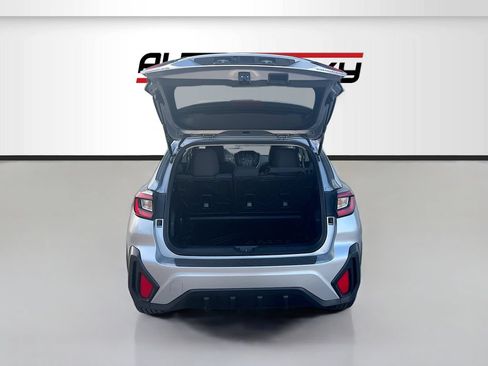Used 2025 Subaru Crosstrek 2.5i Premium AWD/4WD image 25