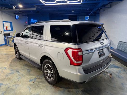 Used 2018 Ford Expedition XLT AWD/4WD image 12