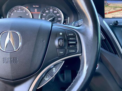 Used 2017 Acura MDX FWD w/ Advance Package image 24