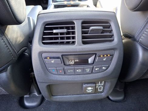 Used 2022 Honda Passport Elite image 11