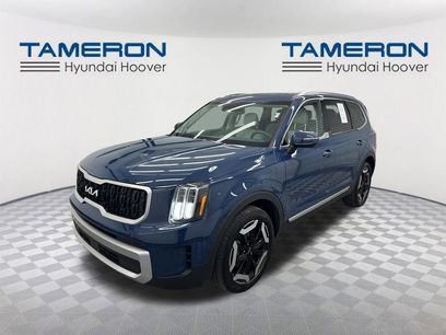 Used 2023 Kia Telluride EX w/ EX Captain's Chair Package