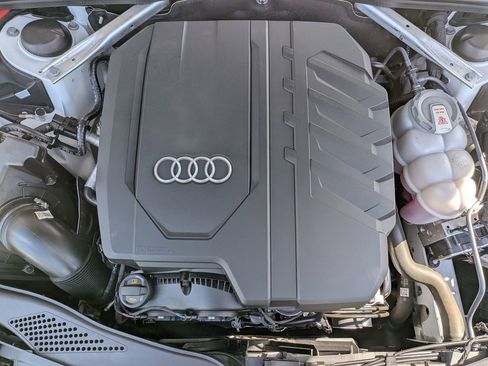 Used 2023 Audi A4 2.0T Premium w/ Convenience Package AWD/4WD image 37