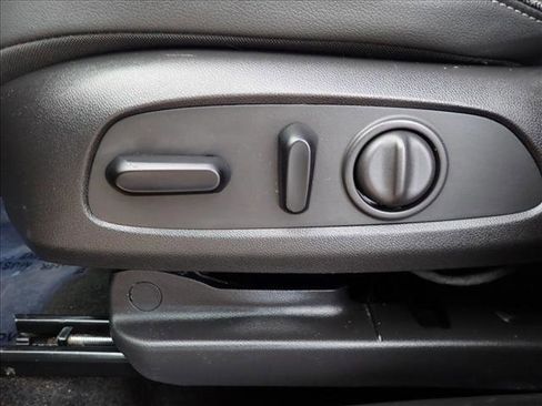 Used 2023 Buick Encore GX Preferred w/ Cold Weather Comfort Package FWD image 12