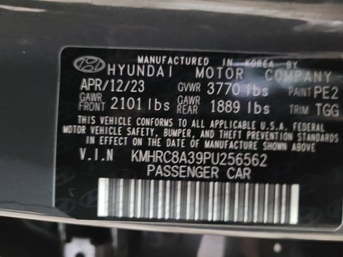 Used 2023 Hyundai Venue SEL FWD image 33