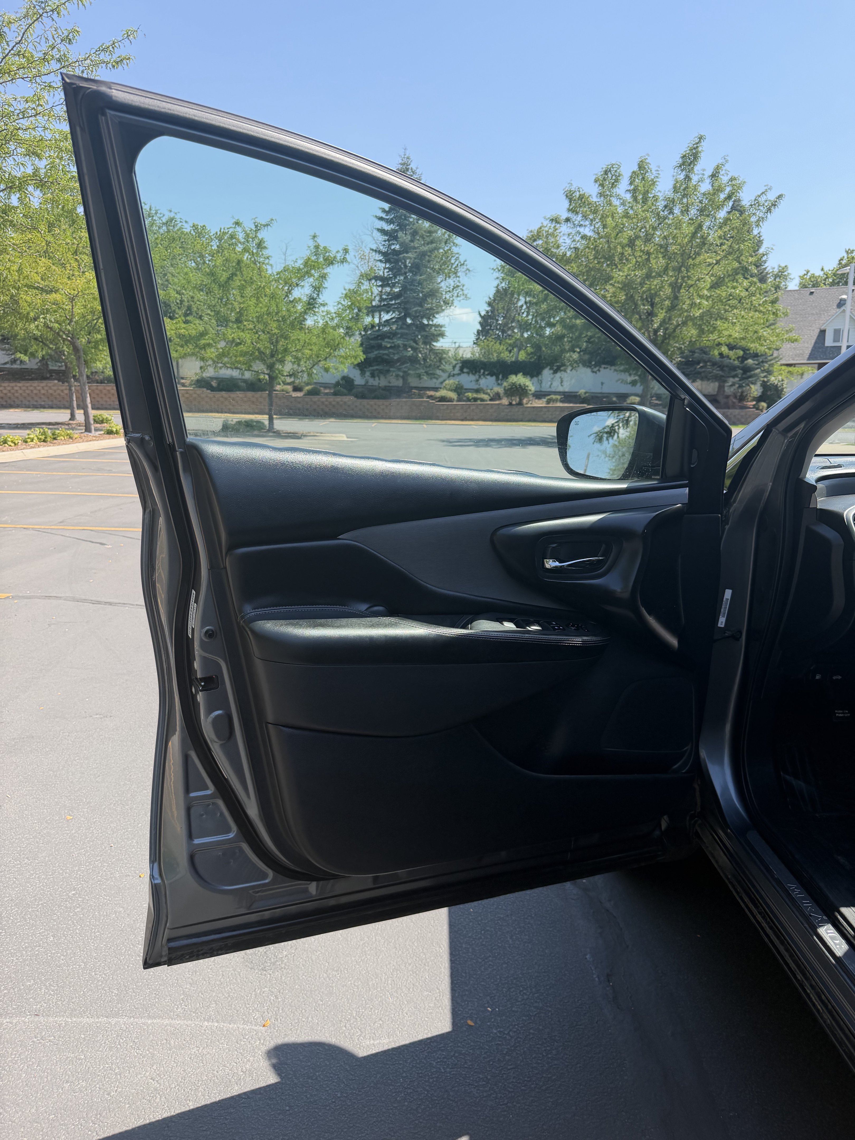 Used 2020 Nissan Murano SV AWD/4WD image 11