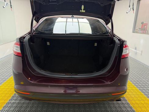 Used 2013 Ford Fusion SE image 16