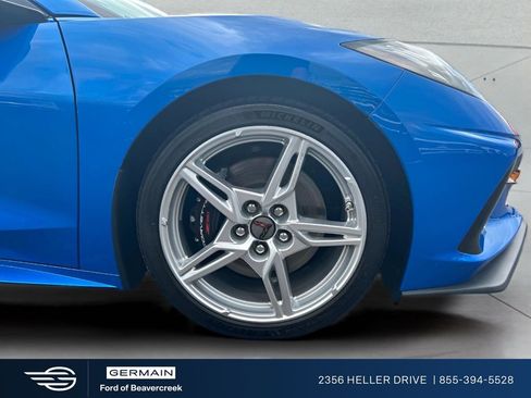 Used 2025 Chevrolet Corvette Stingray Preferred Cpe w/ Z51 Performance Package RWD image 28