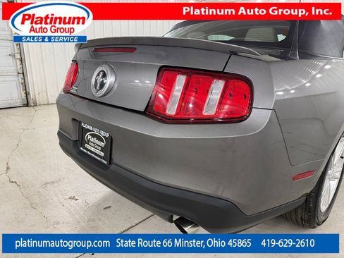 Used 2011 Ford Mustang Convertible RWD image 42