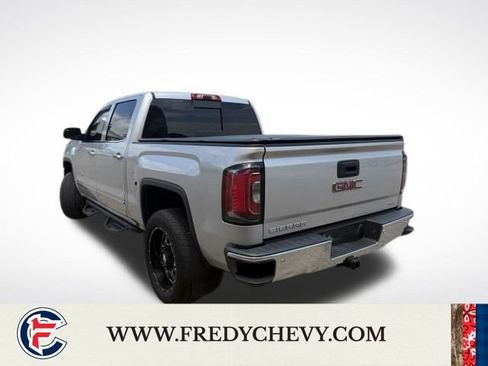 Used 2018 GMC Sierra 1500 SLT AWD/4WD image 7