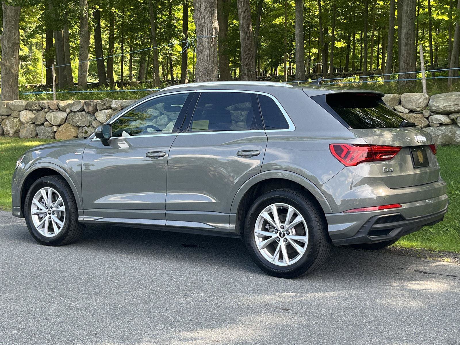 Used 2023 Audi Q3 2.0T Premium Plus w/ Premium Plus Package AWD/4WD image 22