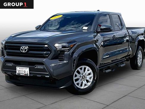 Used 2026 Toyota Tacoma SR5 AWD/4WD image 1