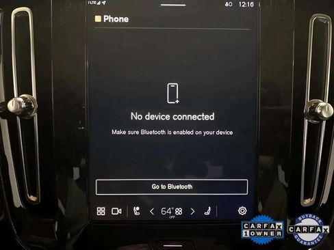 Used 2025 Volvo XC40 B5 Plus image 49