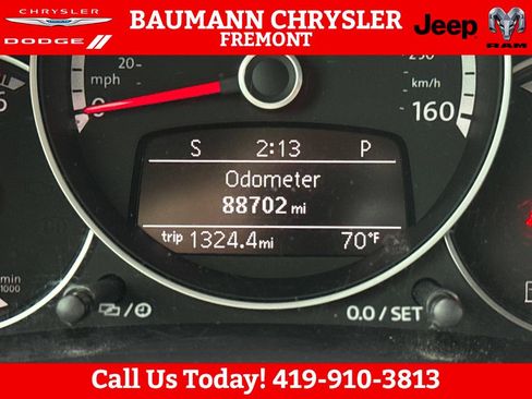 Used 2015 Volkswagen Beetle TDI FWD image 16