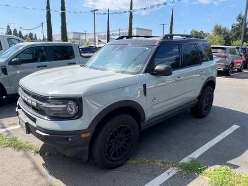 Used 2023 Ford Bronco Sport Outer Banks w/ Tech Package AWD/4WD image 1