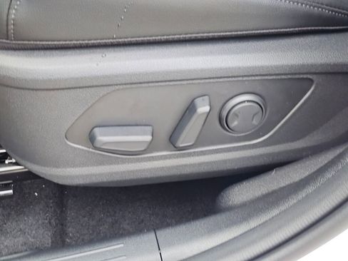 New 2026 Kia Sportage EX w/ EX Panorama Roof Package image 34