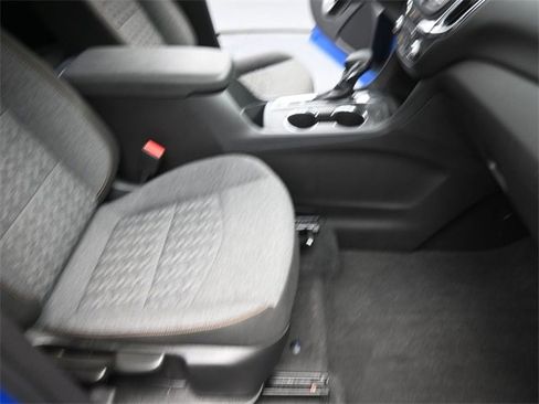 Used 2024 Chevrolet Equinox LT image 27