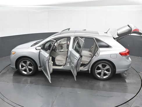 Used 2009 Toyota Venza AWD image 42