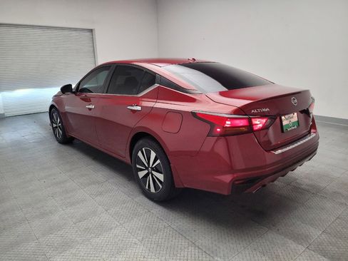 Used 2021 Nissan Altima 2.5 SV w/ SV Premium Package AWD/4WD image 5