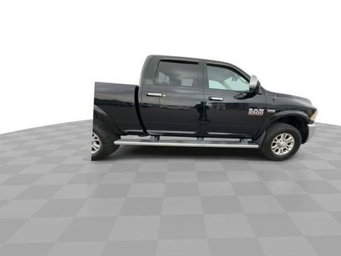 Used 2014 RAM 2500 Laramie AWD/4WD image 9