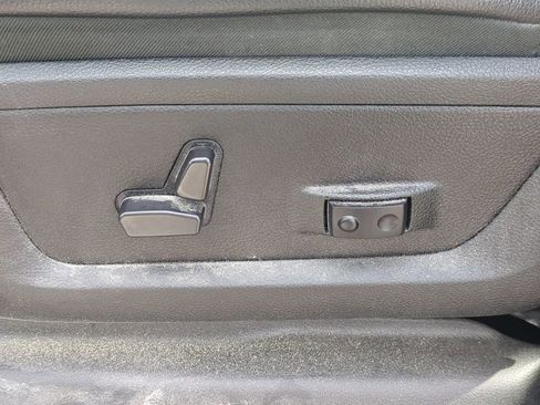 Used 2024 RAM 2500 Laramie w/ Safety Group AWD/4WD image 21