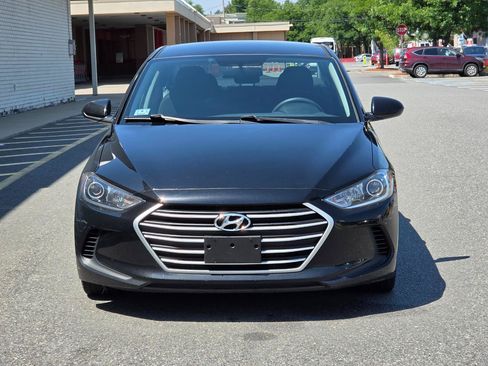 Used 2018 Hyundai Elantra SEL FWD image 2