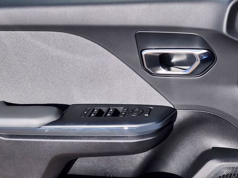 New 2025 Kia K4 EX image 6