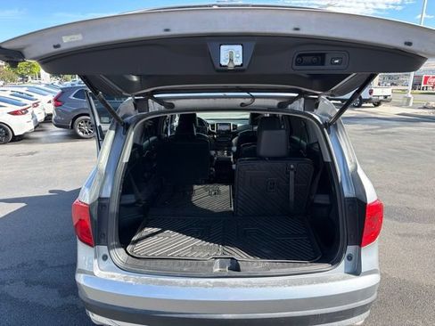 Used 2016 Honda Pilot Elite image 34