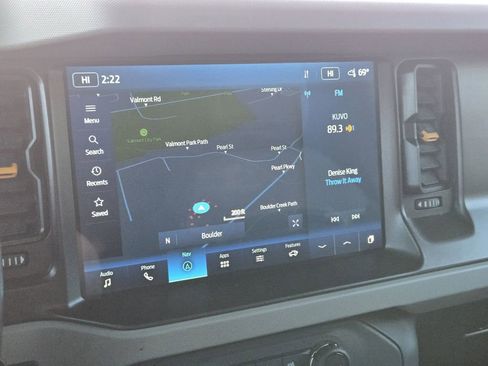 Used 2022 Ford Bronco Badlands image 13