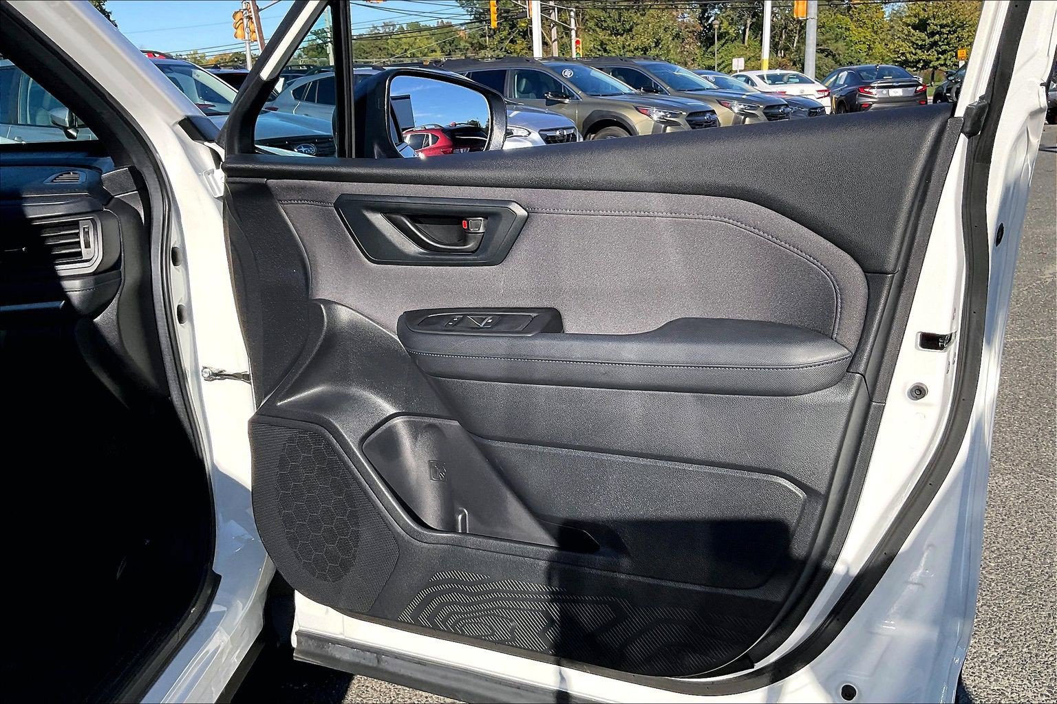 Used 2026 Subaru Forester Premium AWD/4WD image 23