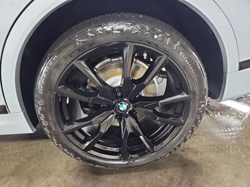 New 2026 BMW X7 xDrive40i w/ M Sport Package image 34