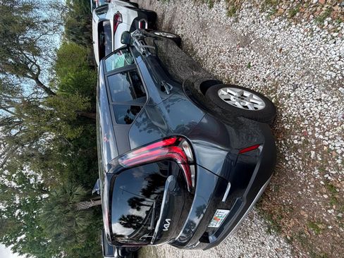 Used 2025 Kia Soul LX w/ LX Technology Package image 8