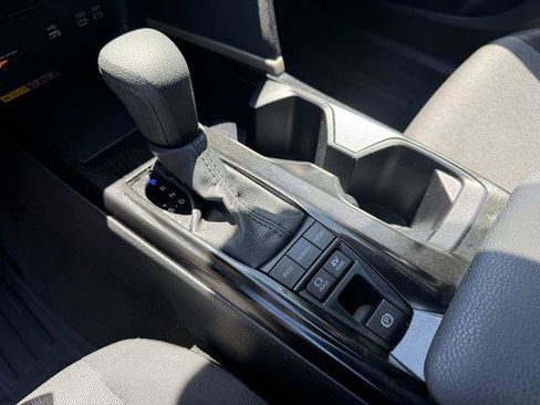 Certified 2025 Toyota Camry LE image 17