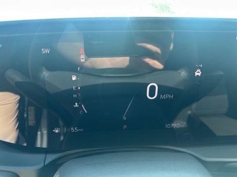 Used 2025 Buick Envista Preferred w/ Convenience I Package FWD image 10