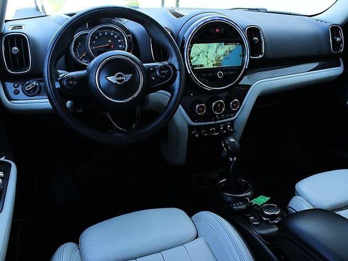 Used 2017 MINI Cooper Countryman S image 16
