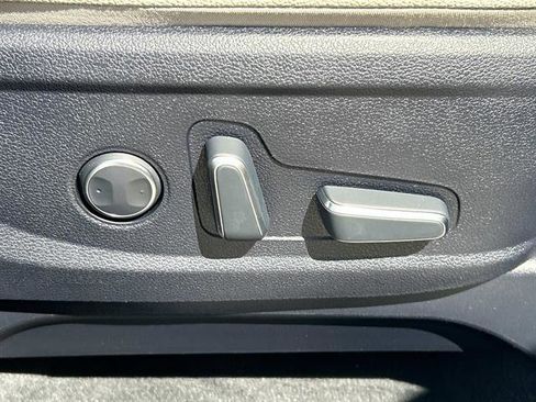 Used 2024 Hyundai Palisade Limited image 27