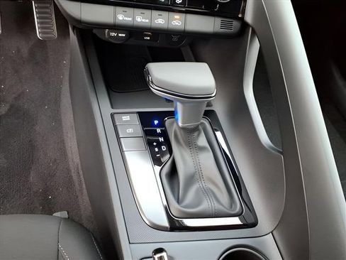 New 2026 Hyundai Elantra Sport FWD image 22