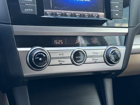 Used 2018 Subaru Outback 2.5i AWD/4WD image 19