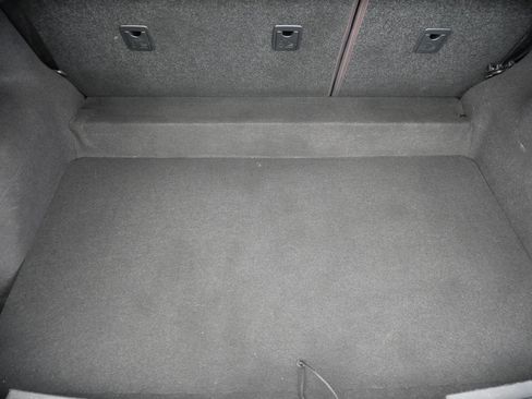 Used 2018 Nissan Rogue Sport S image 22