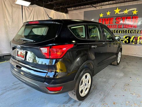 Used 2019 Ford Escape S image 6