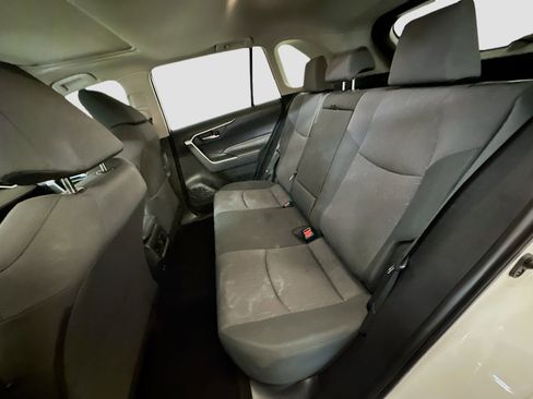 Used 2019 Toyota RAV4 XLE image 30