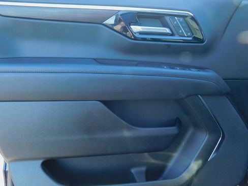 Used 2025 Chevrolet Tahoe Z71 image 29