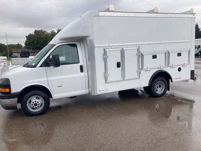 New 2025 GMC Savana 3500 w/ Power Convenience Package
