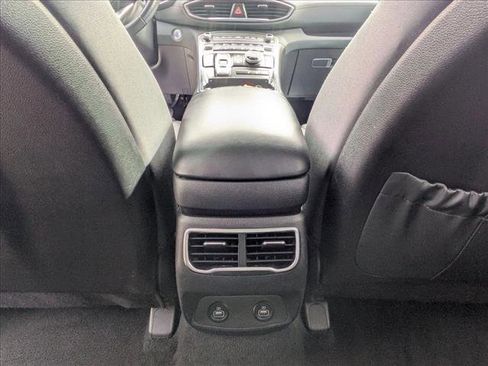 Used 2023 Hyundai Santa Fe SEL image 13