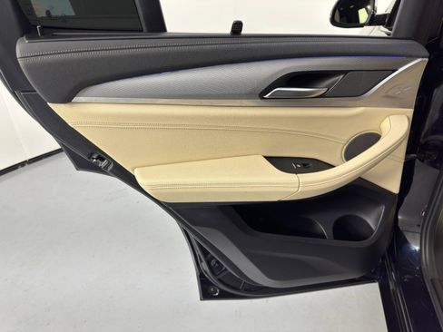 Used 2018 BMW X3 M40i image 40