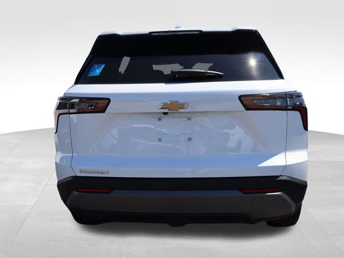Used 2025 Chevrolet Equinox LT image 14